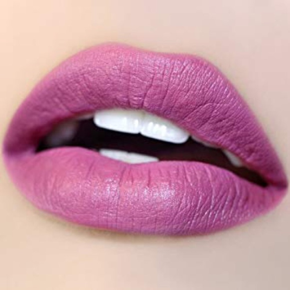 Colourpop ultra satin lip in MOLLY